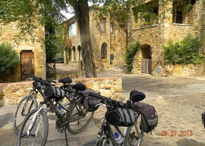 Arcs De - Adults Only 4* Monells