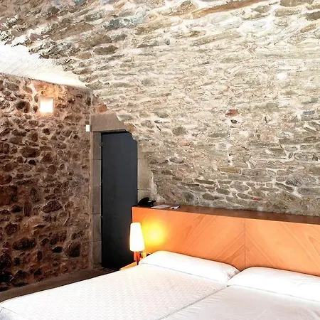 Arcs De - Adults Only 4* Monells