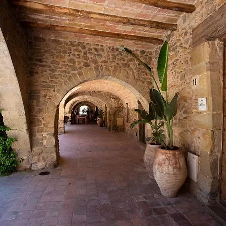 Arcs De - Adults Only 4* Monells