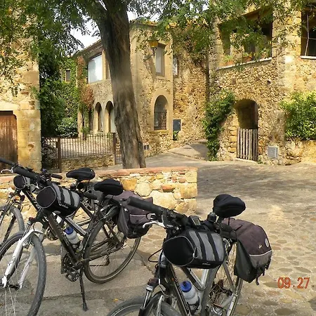 Arcs De - Adults Only 4* Monells