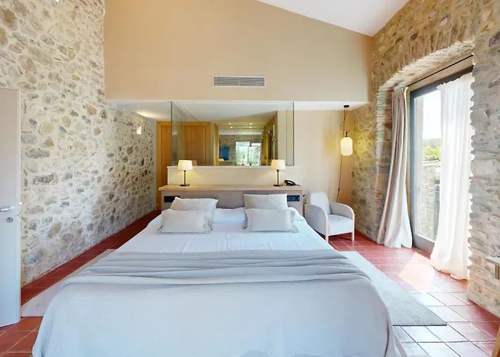 Arcs De - Adults Only 4* Monells